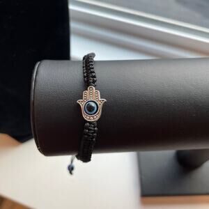 Easy Adjustable Black and Hamsa Bracelet